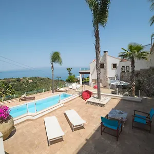 villa-zagara-garden.sicilyhotelsitaly.net/